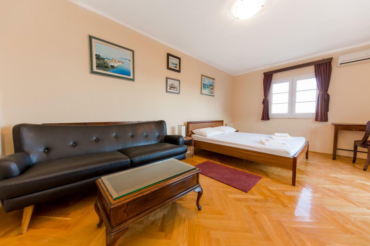 Seaside Villa Mia Трогір Екстер'єр фото