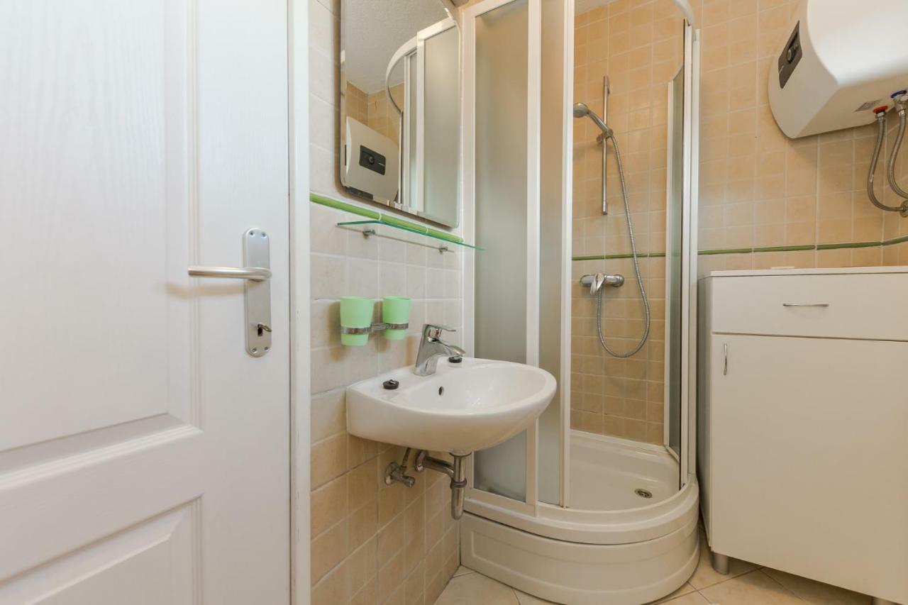 Seaside Villa Mia Трогір Екстер'єр фото