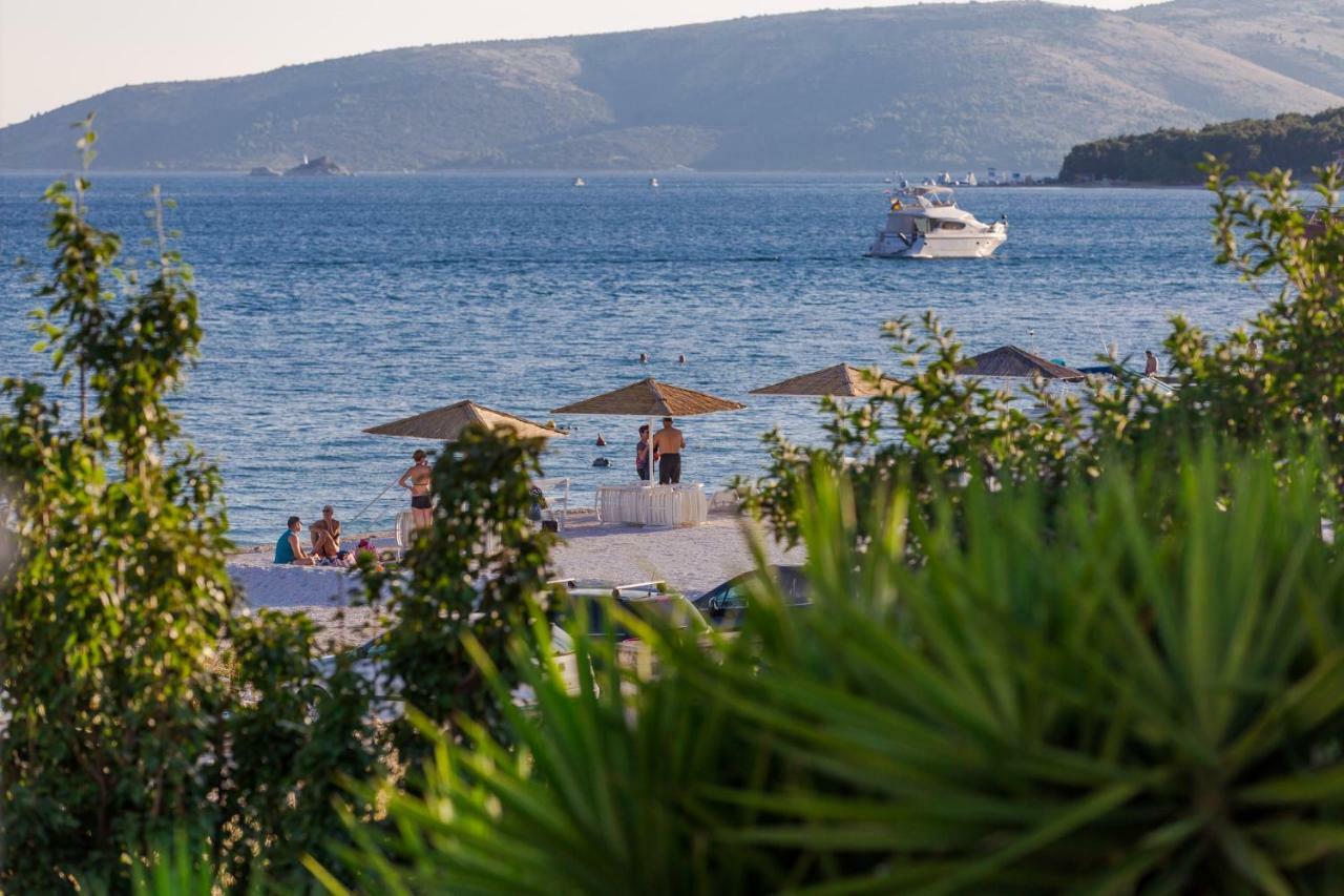 Seaside Villa Mia Трогір Екстер'єр фото