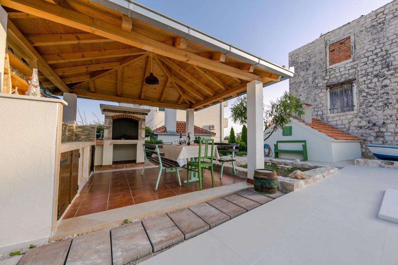 Seaside Villa Mia Трогір Екстер'єр фото